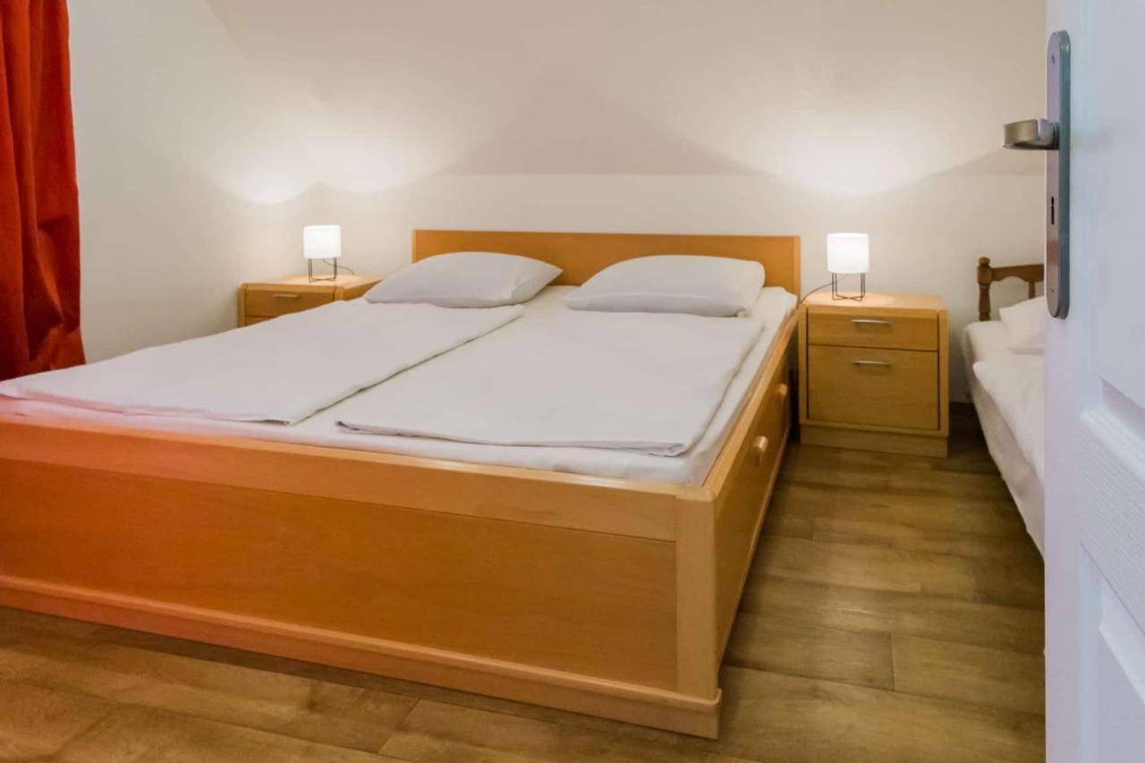 Diófa Apartman Keszthely Exterior foto
